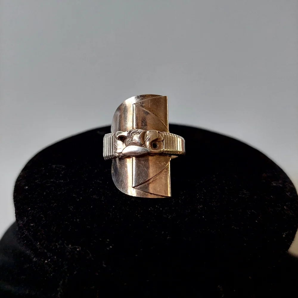 Community Large silver Ring - Picture 8 of 10